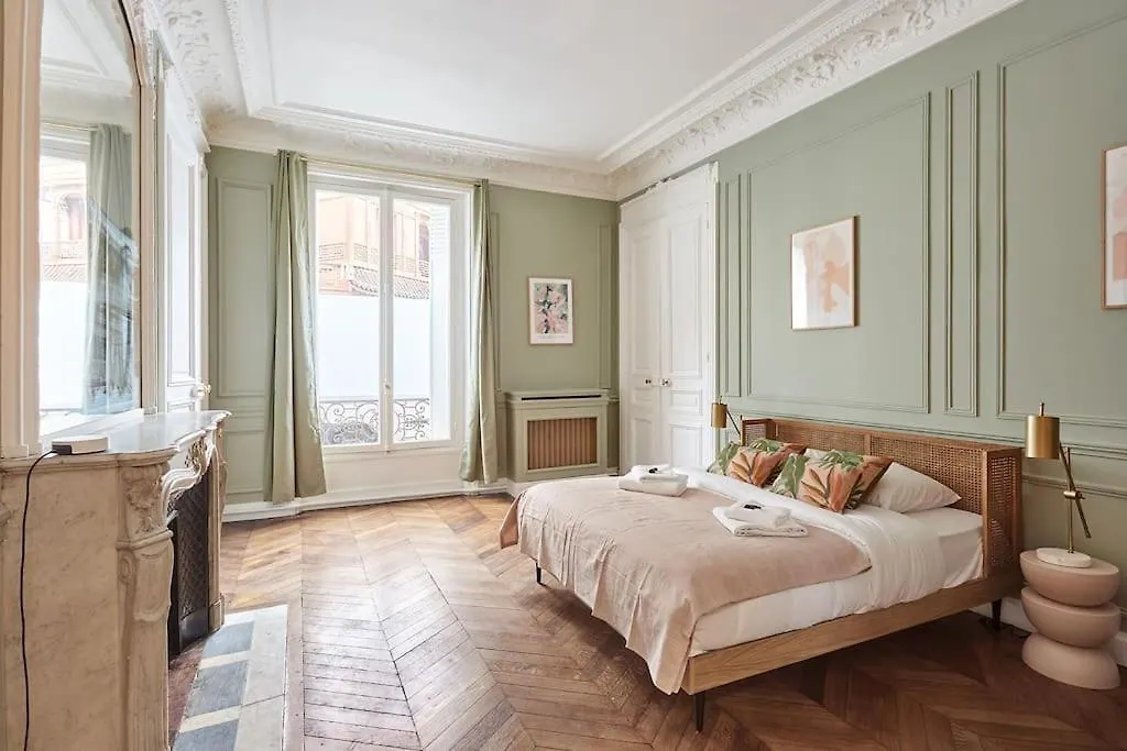 Elegant 2 Chambres Climatise - Champs-Elysees Paris 0*,