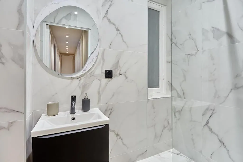 Elegant 2 Chambres Climatise - Champs-Elysees Paris Fransa